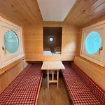 Naturama Brombachsee Schaeferwagenhotel キャンプ場 *