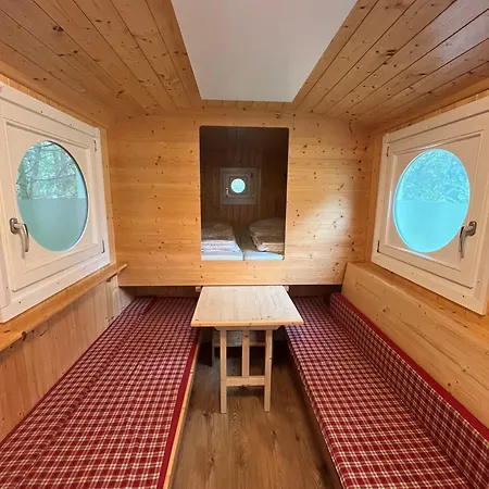 Naturama Brombachsee Schaeferwagenhotel Κάμπινγκ *