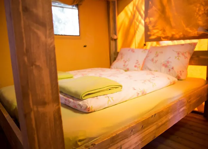 Naturama Brombachsee Schaeferwagenhotel * 普莱因费尔德